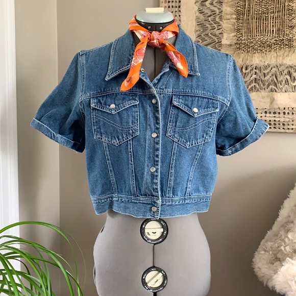 Vintage Jackets & Blazers - Vintage Cropped Denim Short Sleeve Jacket
